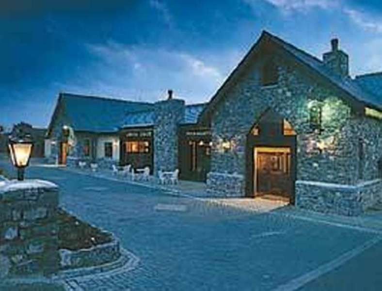 Auburn Lodge Hotel & Leisure Centre Ennis Exterior photo